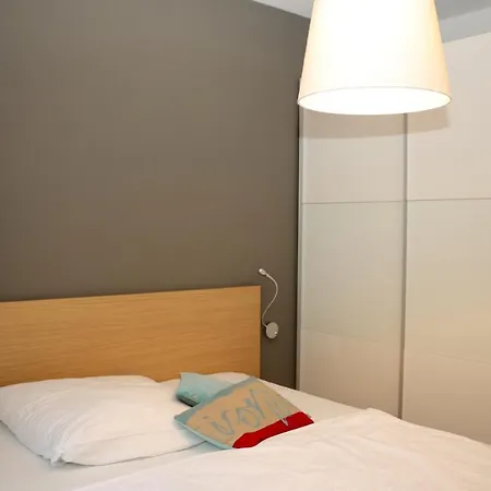 Buchenweg アパート ゼリン